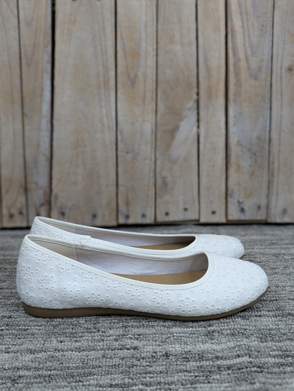Lace Eyelet Ballet Flats - White - Size 9 Women